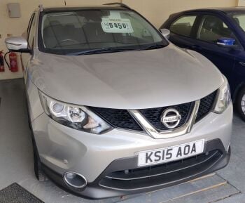 2015 Silver Nissan QashQai 1.2 2 Owners from |New 74000 miles