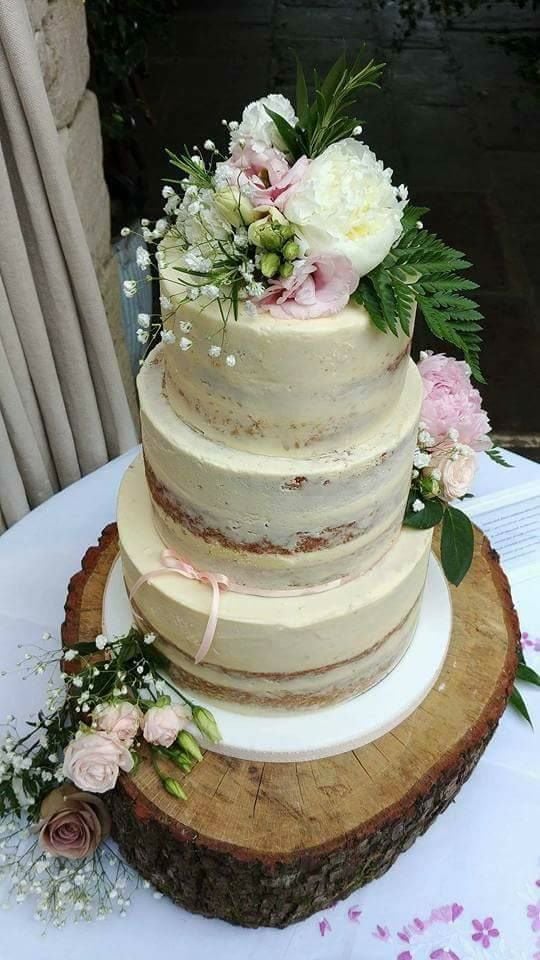 Semi naked cake set up in Tetbury