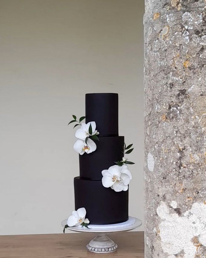 black wedding cakes bristol