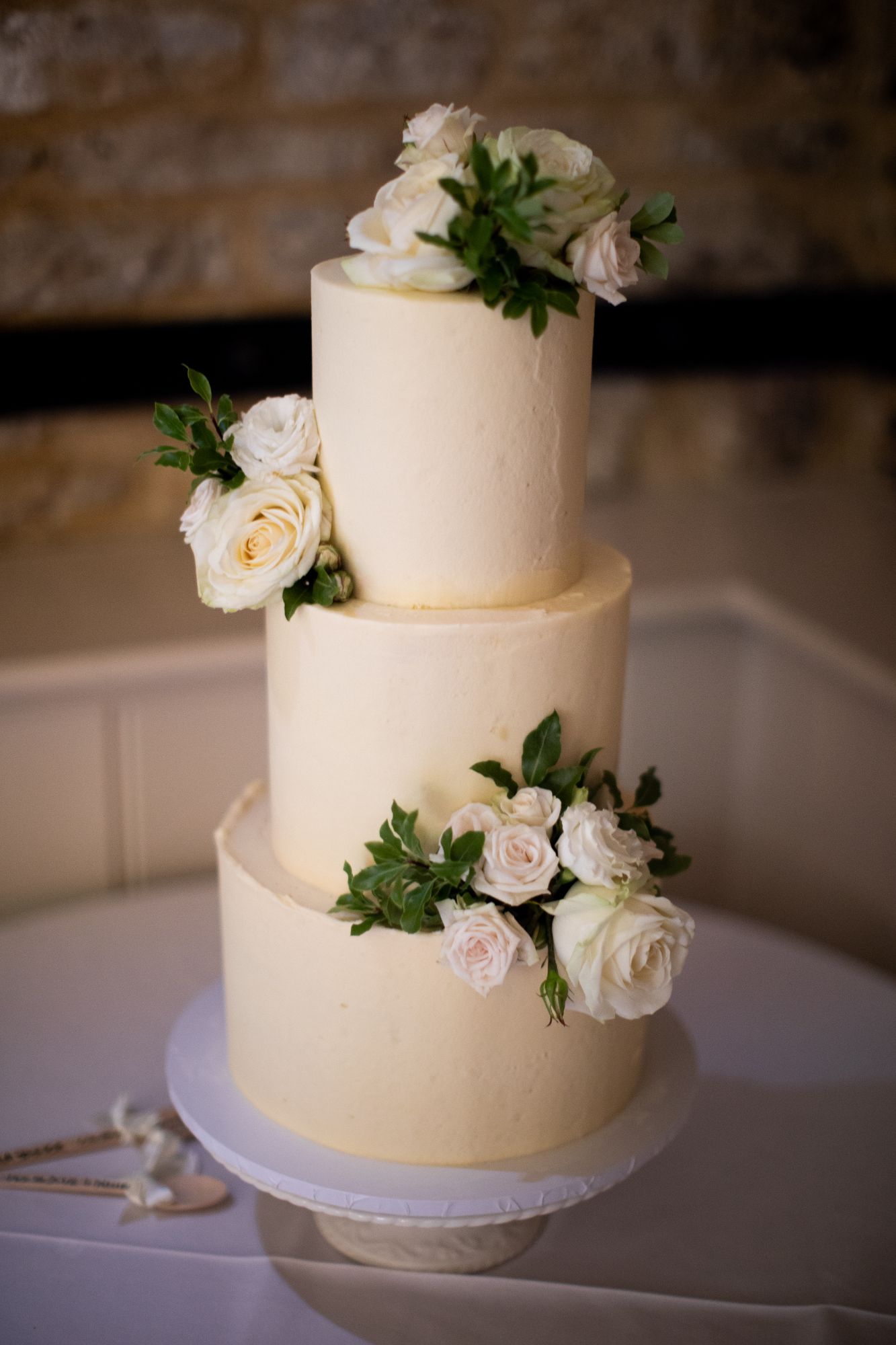 smooth buttercream wedding cake