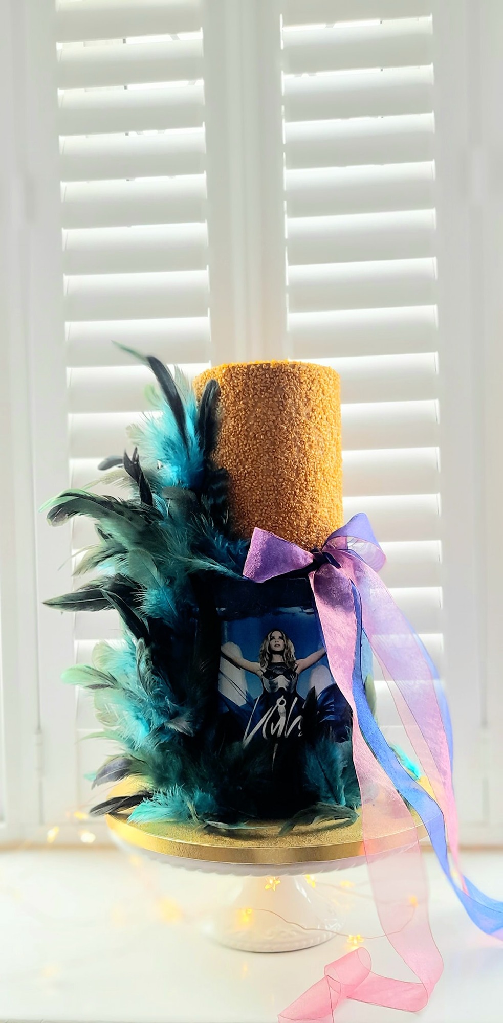Kylie tour cake