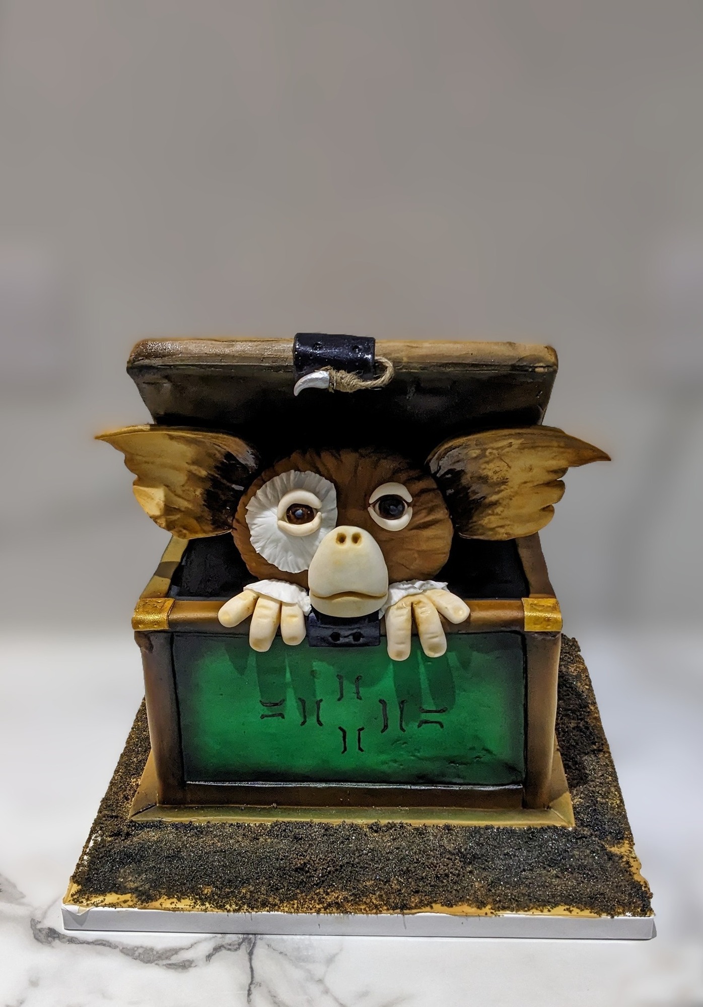 Gizmo birthday cakes