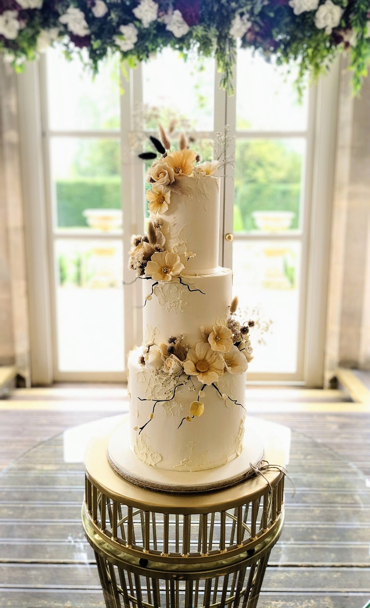 Dried flower wedding cakes Bath
