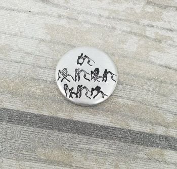 BSL British Sign Language Lip Reading Awareness Badges 25mm 1 inch pin button badges