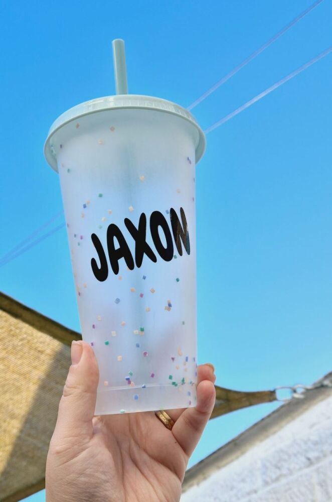 Personalised confetti cups