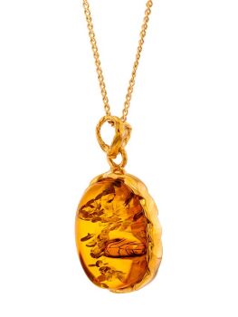 P117 - 226 - Cognac Amber pendant set in gold plated silver.