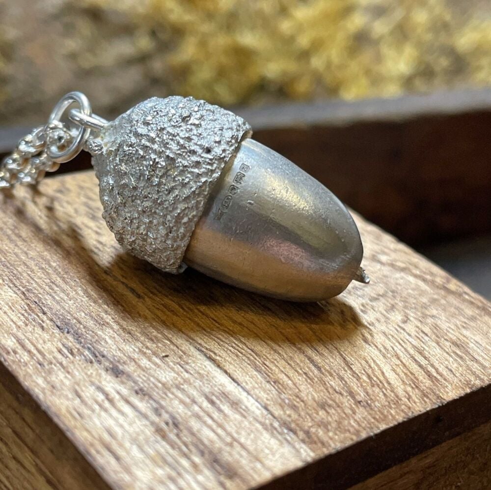 Acorn Locket - Solid silver acorn heirloom locket pendant