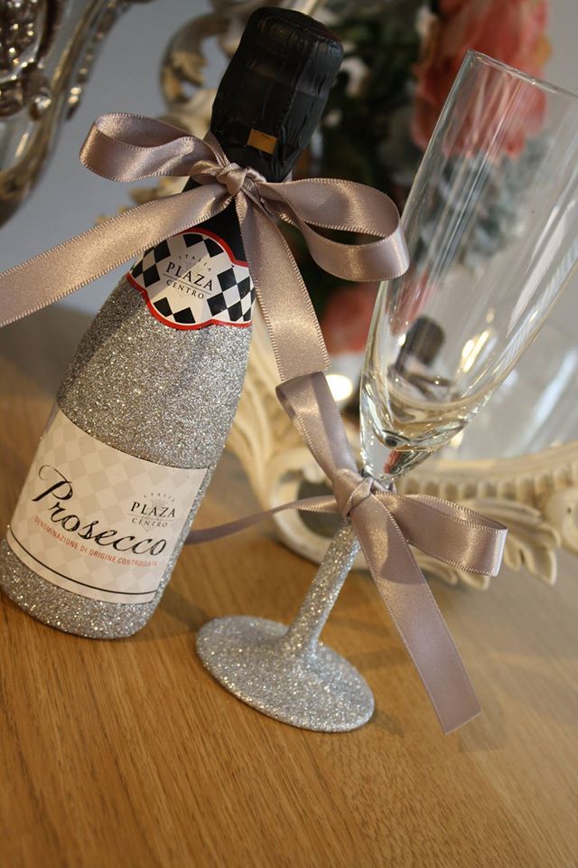 Glittery Mini Wine and Glass Gift Pack