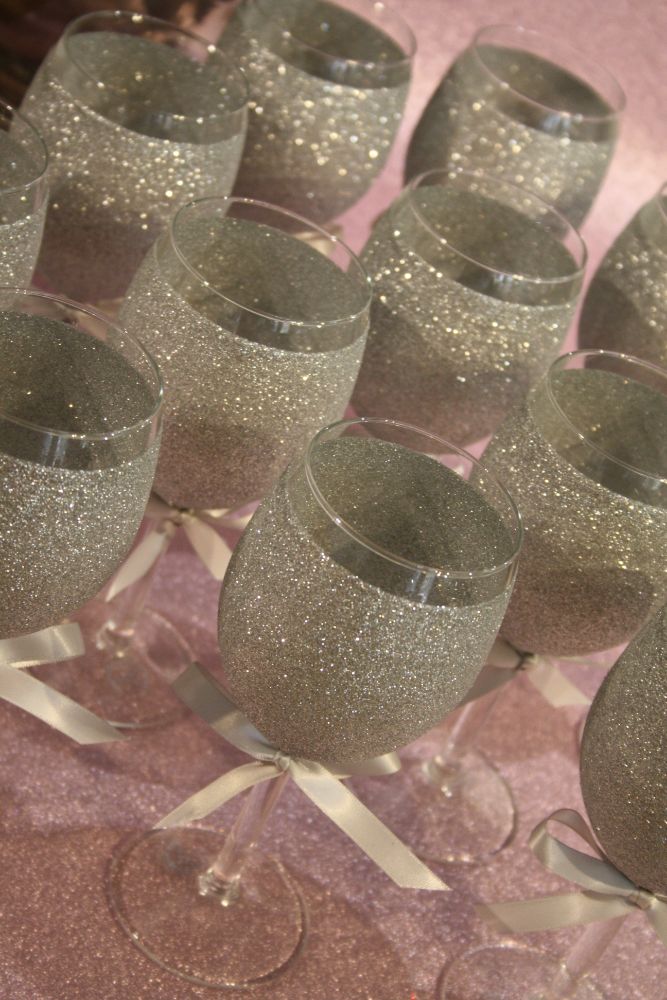Personalized Glitter Wine Glasses