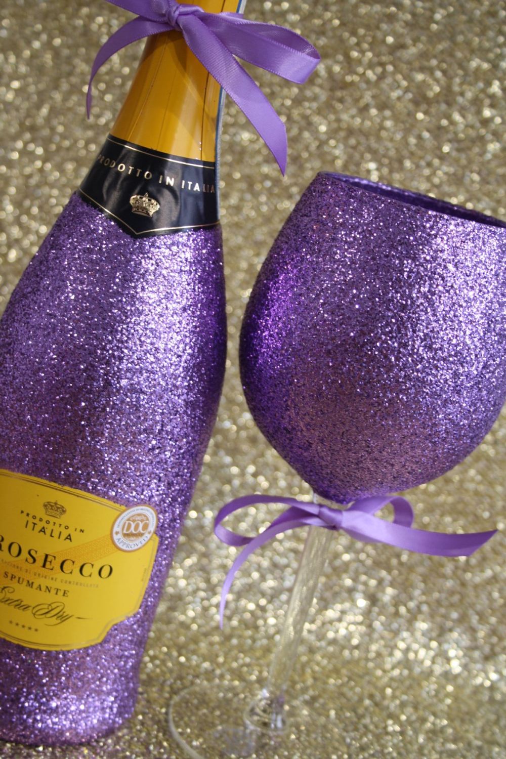 Glittery Wine, Champagne, Prosecco or Cava and Luxury Large Wine Glass Gift