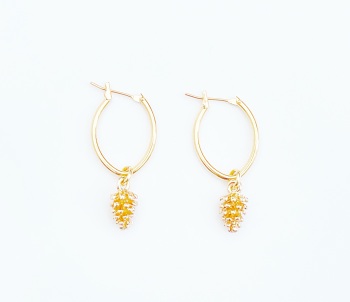 Gold acorn minimalist earrings