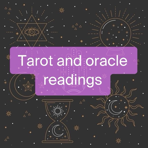 TAROT & ORACLE READINGS