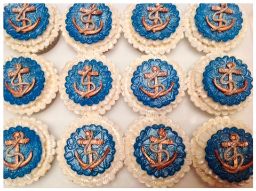 anchor cupcakes