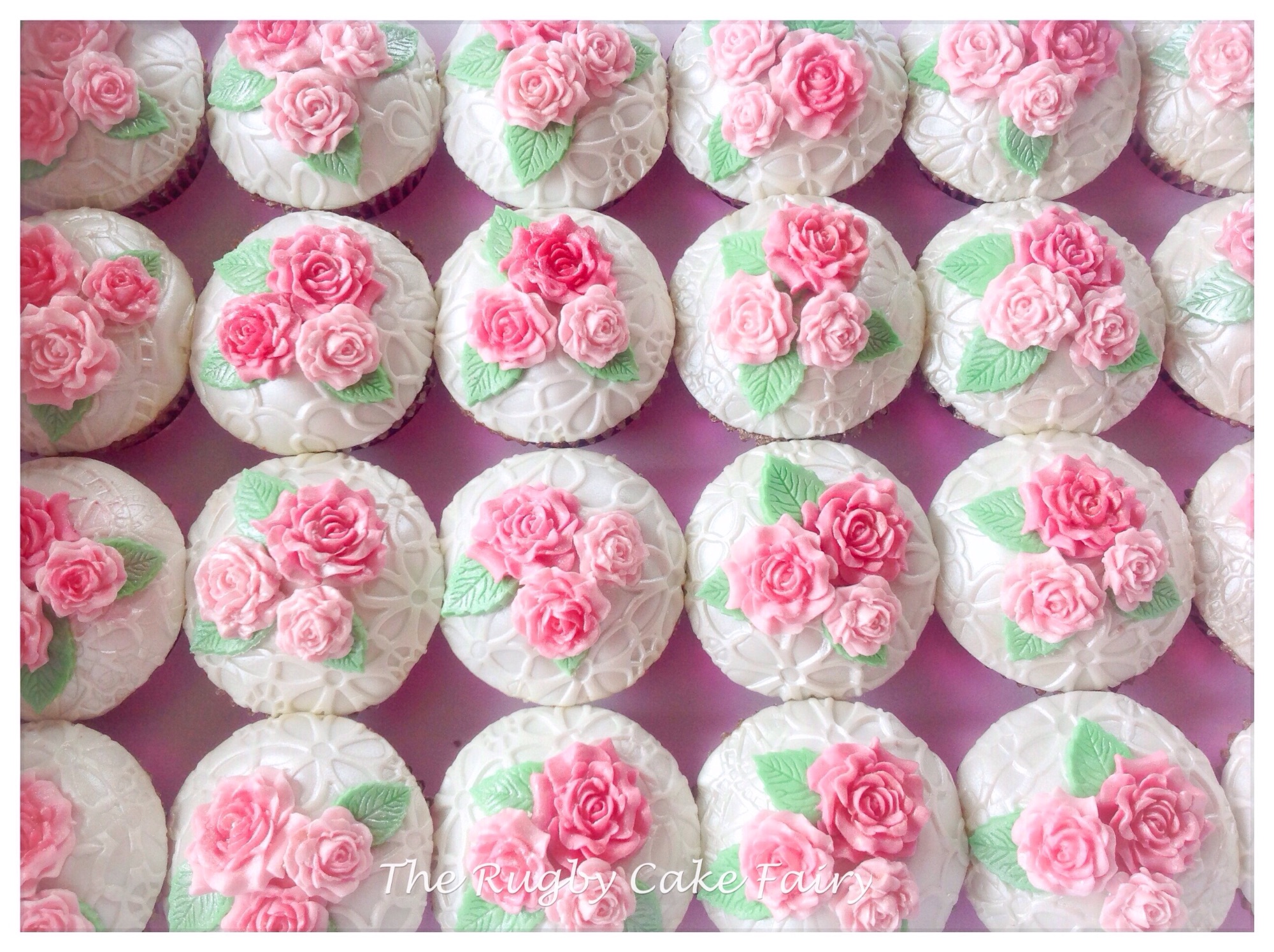 Vintage pink rose cupcakes