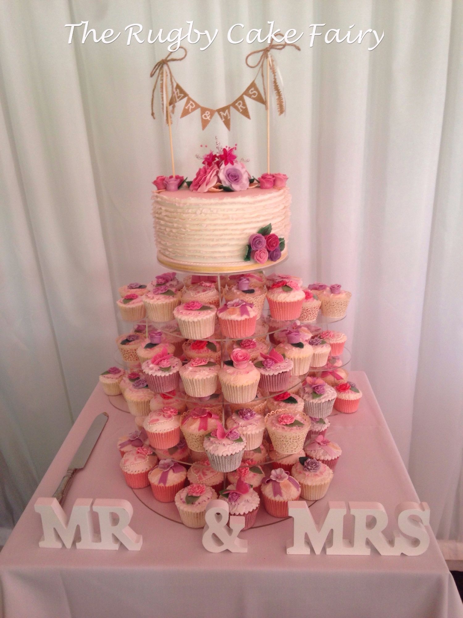 wedding cupcakes & top cutting cake