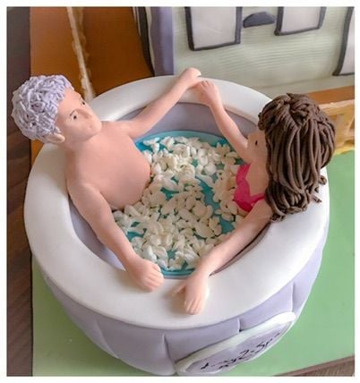 hot tub cake