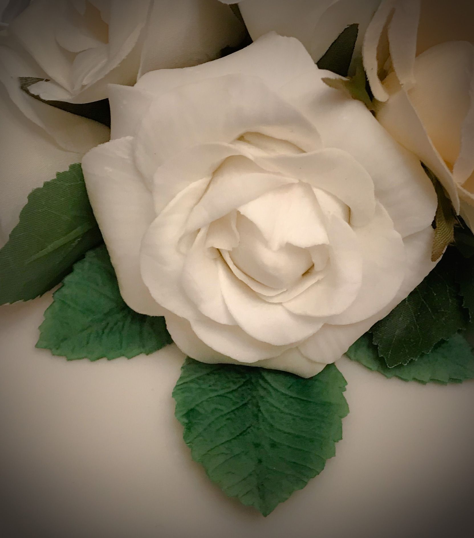 white wired sugar roses