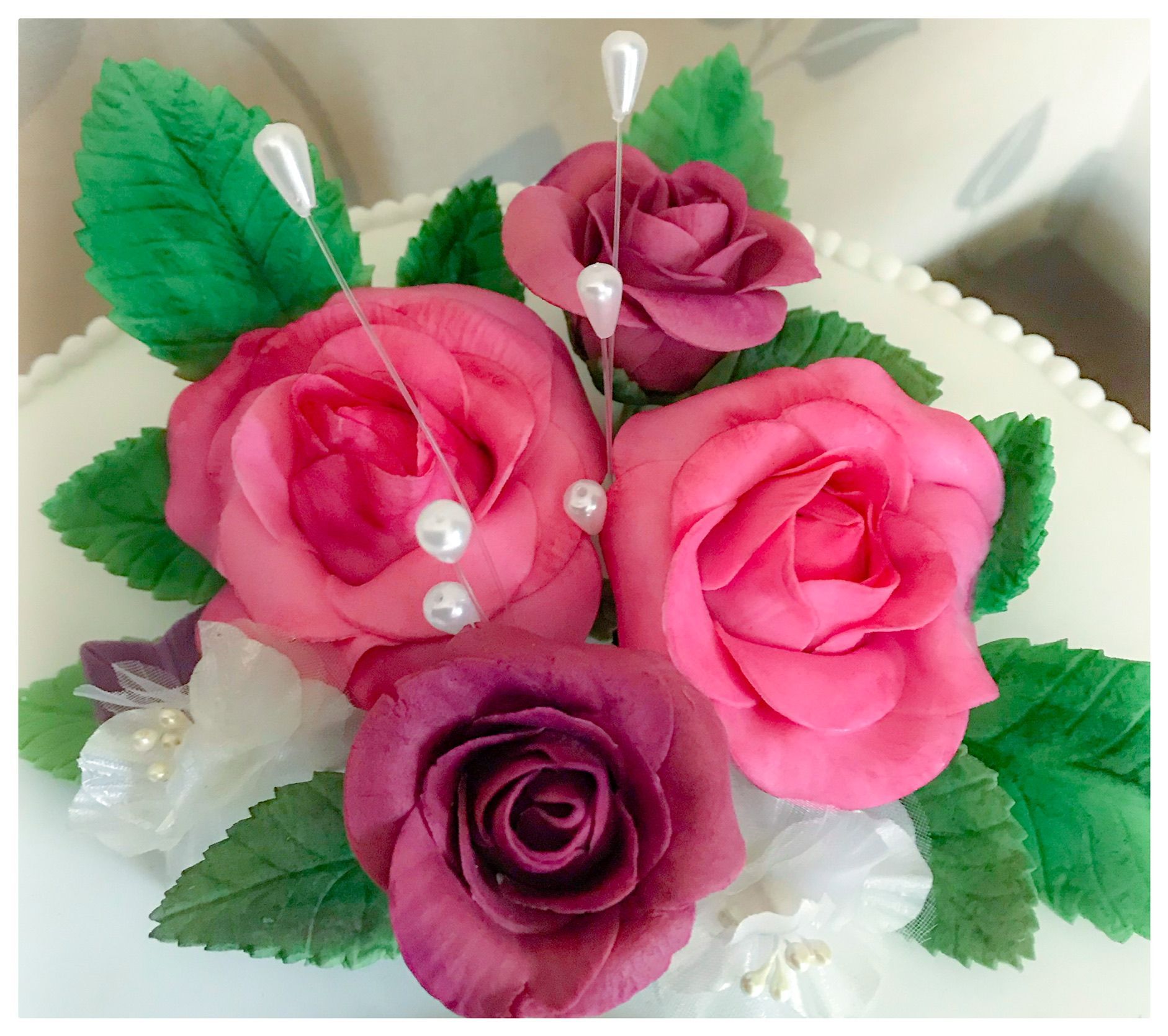 wired sugar roses