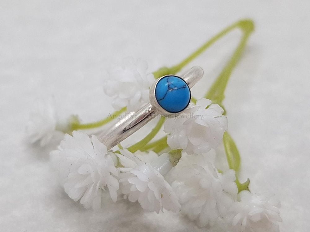 Sterling Silver Ring - Round Stacking Ring with 5mm Turquoise Cabochon