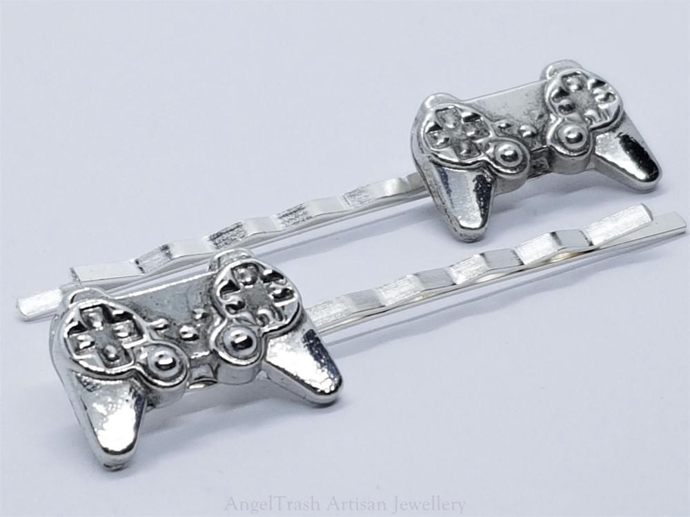 Hairclip - Pewter Game Controller Hairclip - Sold in Pairs