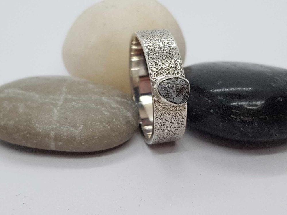 Ring - Sterling Silver - Wide Flat Textured Ring with Rough Diamond - Size