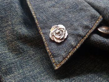 Lapel Pin - Pewter Pin Badge - Rose
