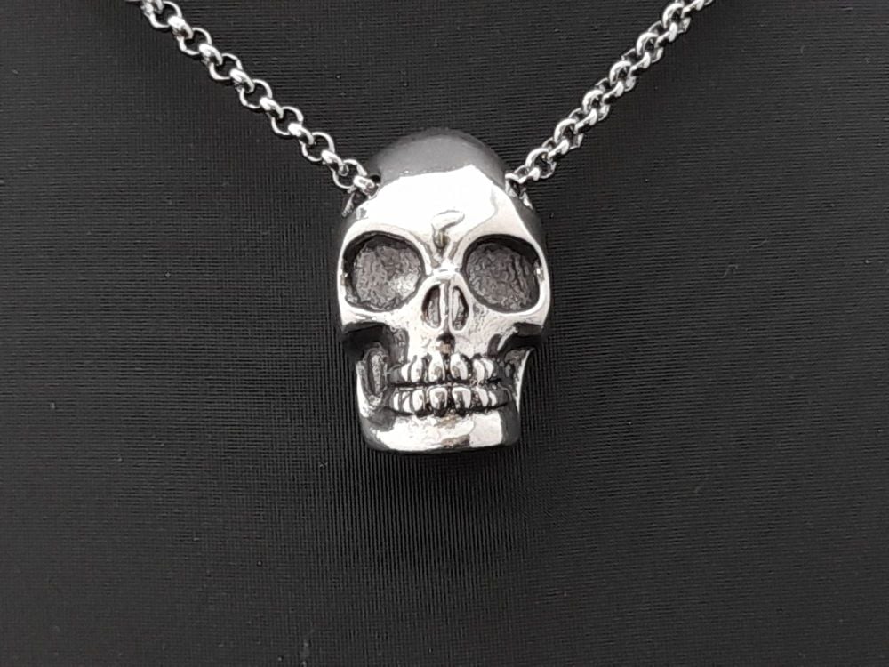 Necklace - Pewter - Chain Through Chunky Skull Pendant