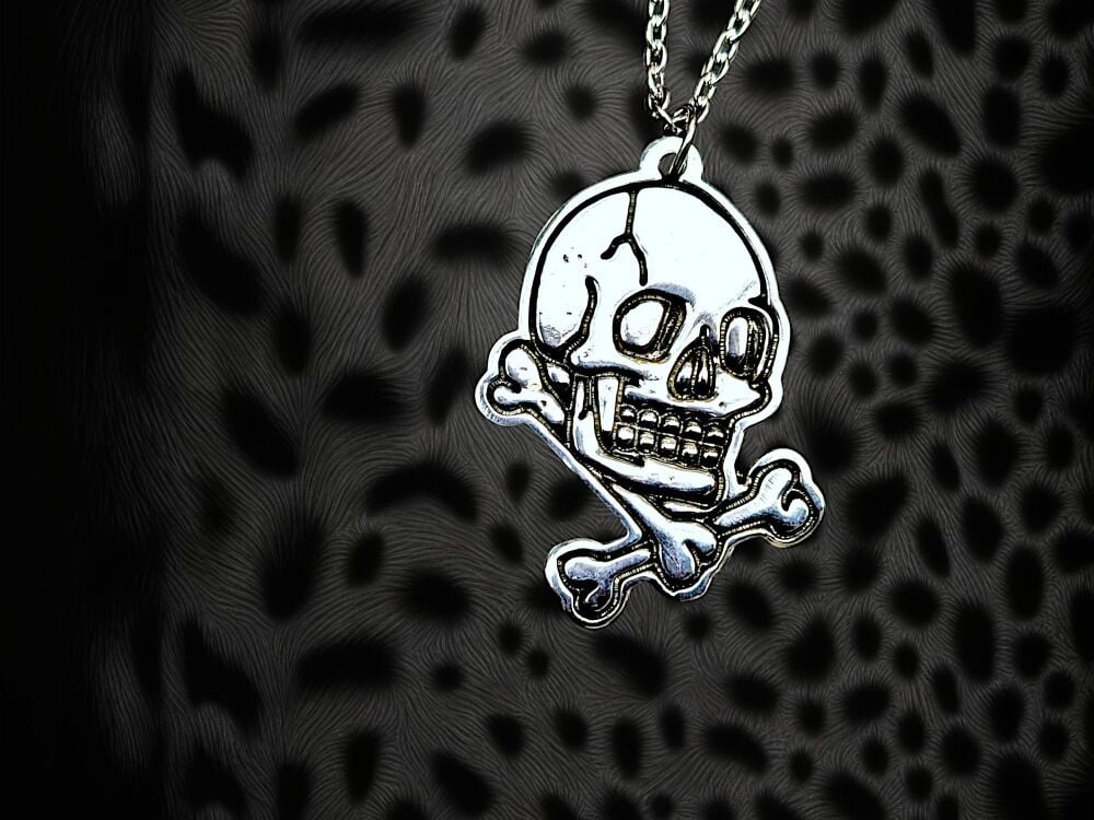 Necklace - Pewter - Traditional Skull & Crossbones Tattoo