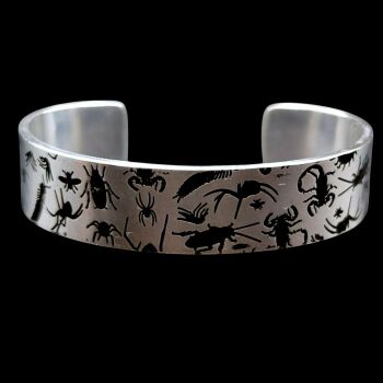 Bracelet - Pewter Narrow Cuff Bracelet with Bugs & Critters Pattern