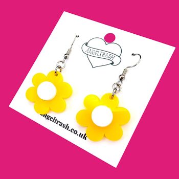Daisy Earrings (Small) – Custom Colours | AngelTrash