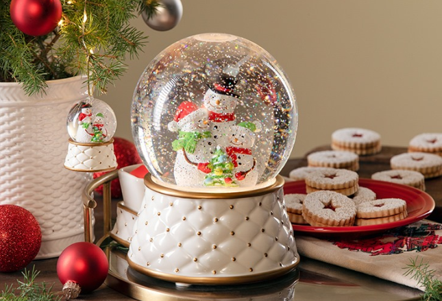 Scentsy Snow Globe Warmer