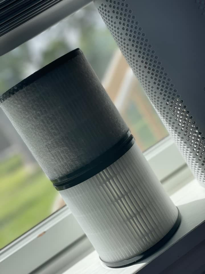 Scentsy Air Purifier clean filter and used filter