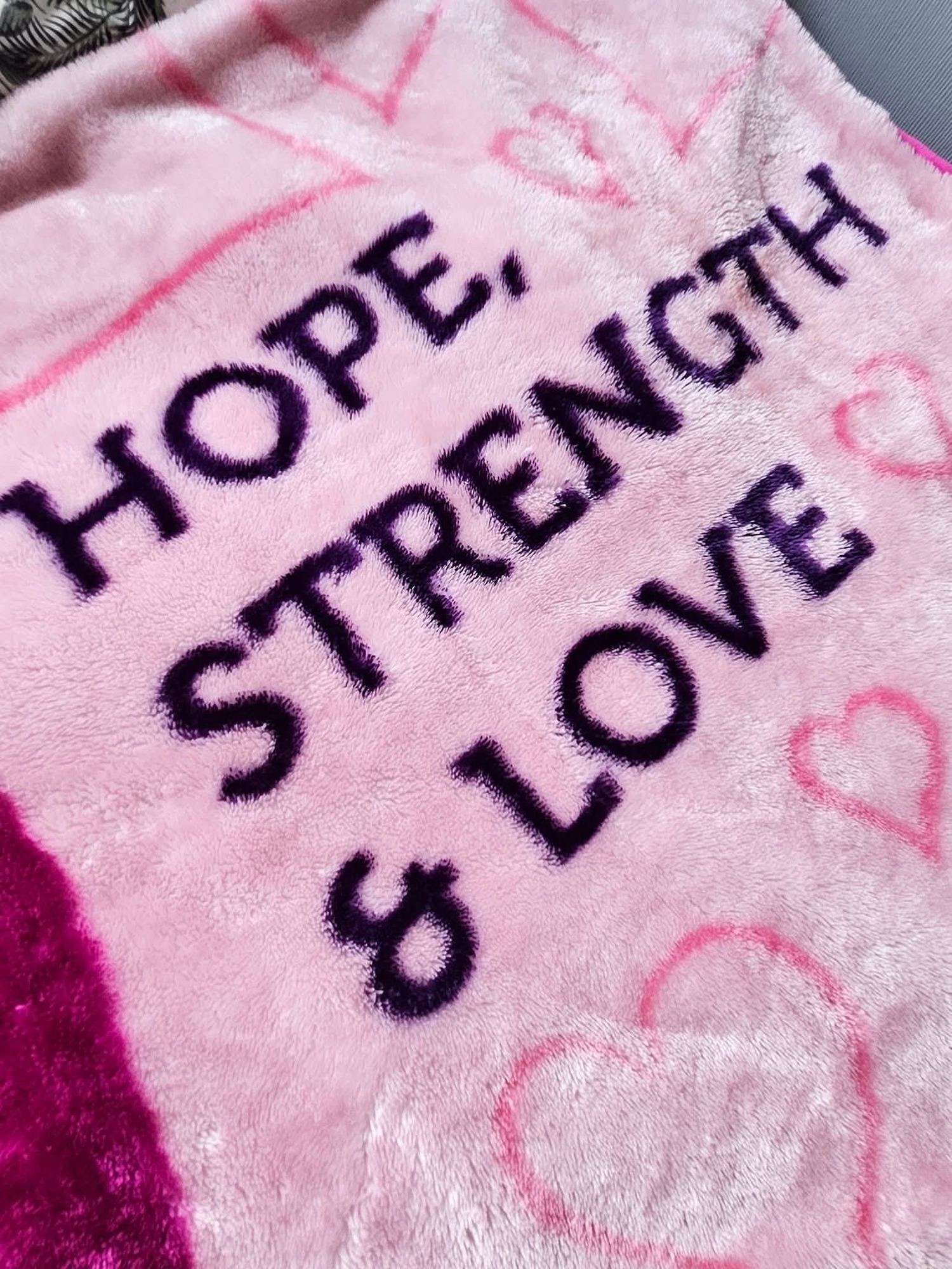 Scentsy Cozy Pink Ribbon Blanket hope strength love