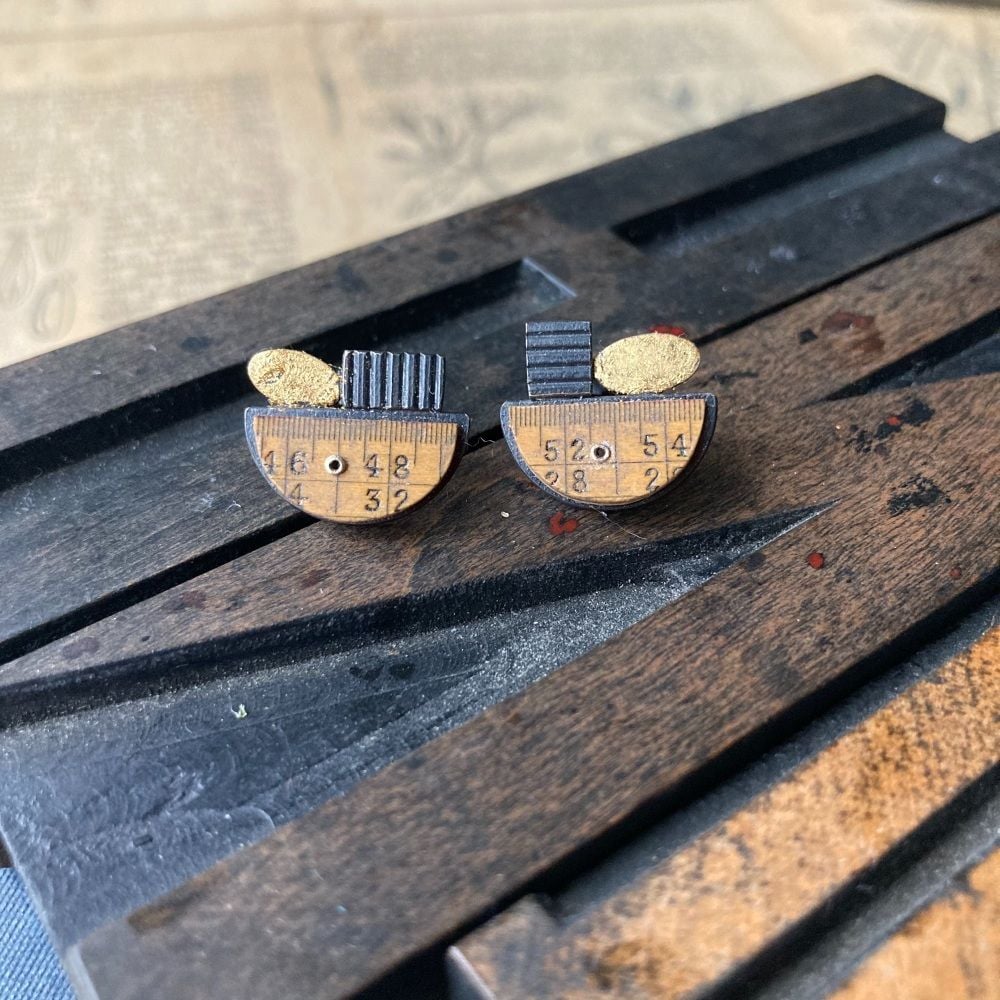 Ruler Arc, Linear + Gold Leaf Oval Studs