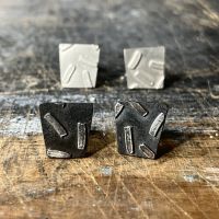 Tapered Markings Studs