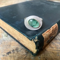 Green Kyanite + Oval Platfform Ring
