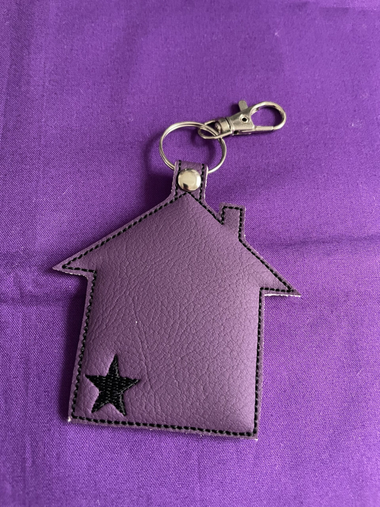 In The Hoop House Keyring Digital Download Machine Embroidery Design File 4&times;4 Hoop