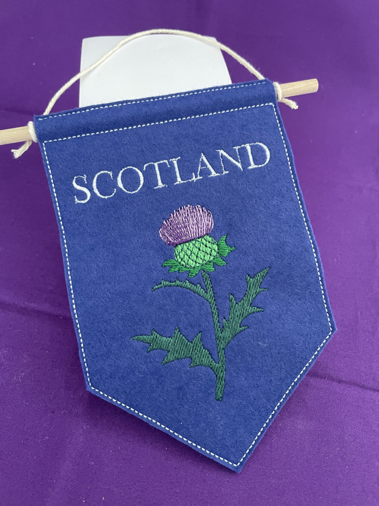 In The Hoop Scotland Door Hanger Digital Download Machine Embroidery Design File 5x7 Hoop