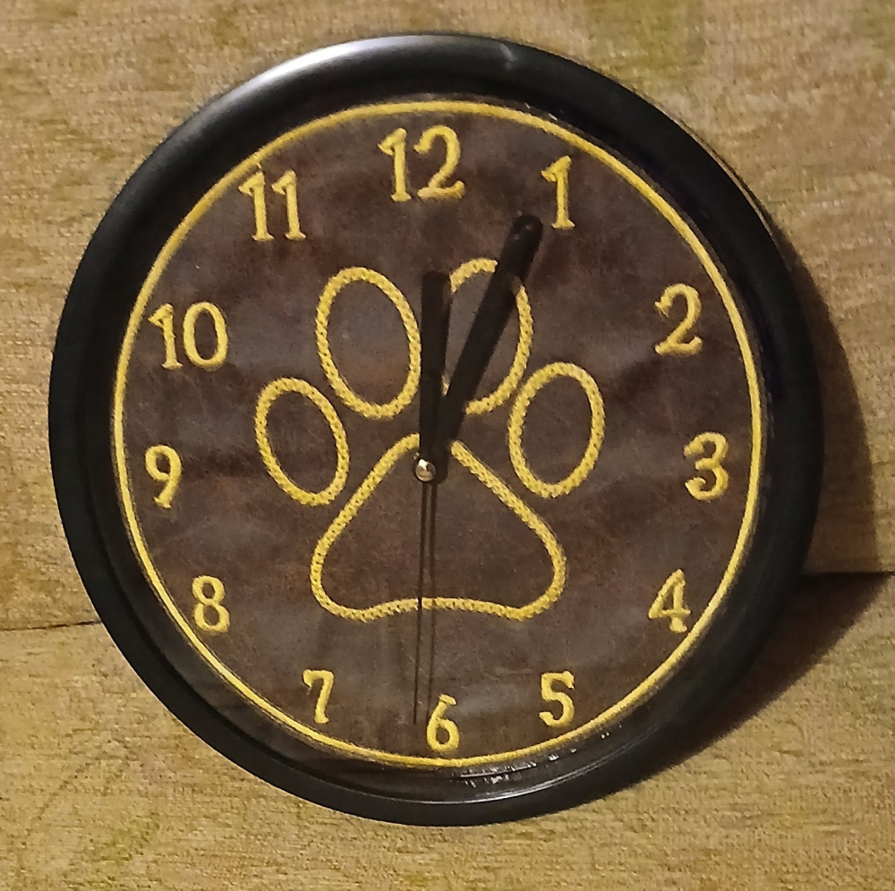In The Hoop Applique Dog Paw Clock Face Digital Download Machine Embroidery Design File 8&times;8 or 12&times;8 Hoop