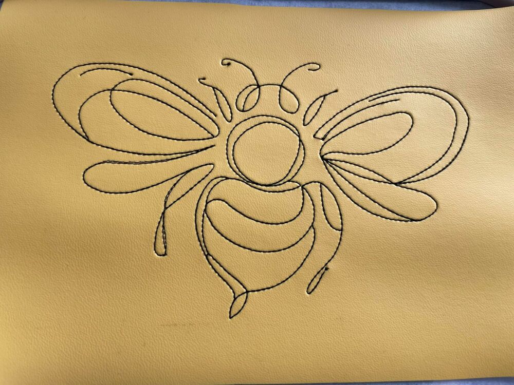 In The Hoop 1 Colour Line Bee Digital Download Machine Embroidery Design File 4&times;4, 5&times;7, 6&times;10 and 8&times;12 Hoop Included