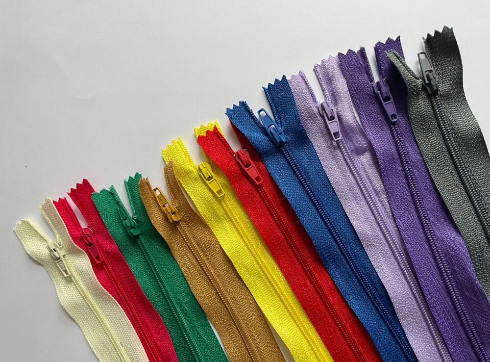 25CM MIXED SET 1 #3 closed end nylon zip 10PK