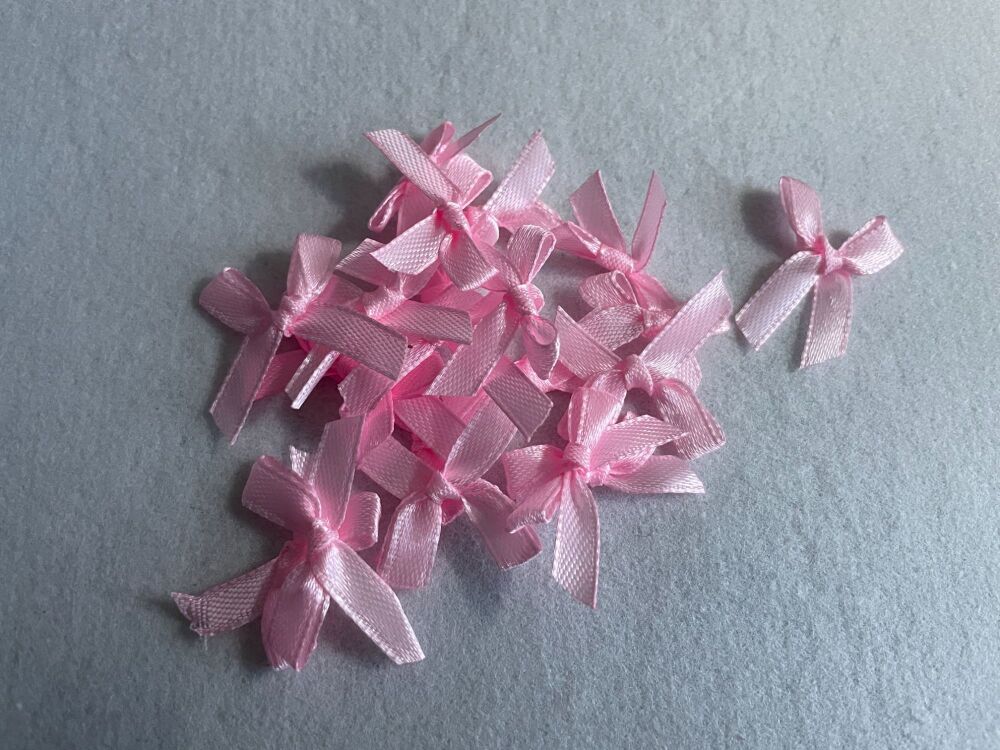 SATIN BOWS- 3CM- BABY PINK