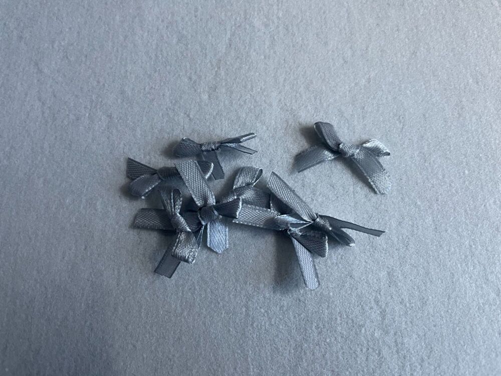 SATIN BOWS- 3CM- LIGHT GREY