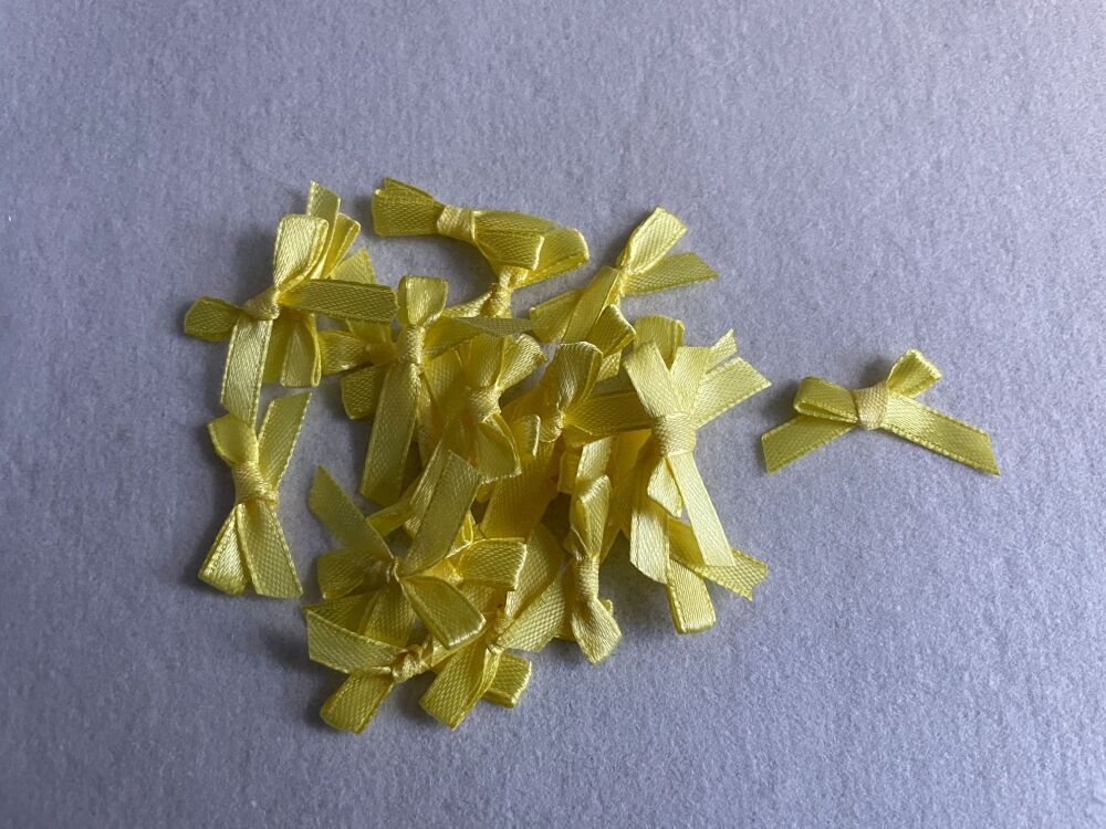 SATIN BOWS- 3CM- YELLOW