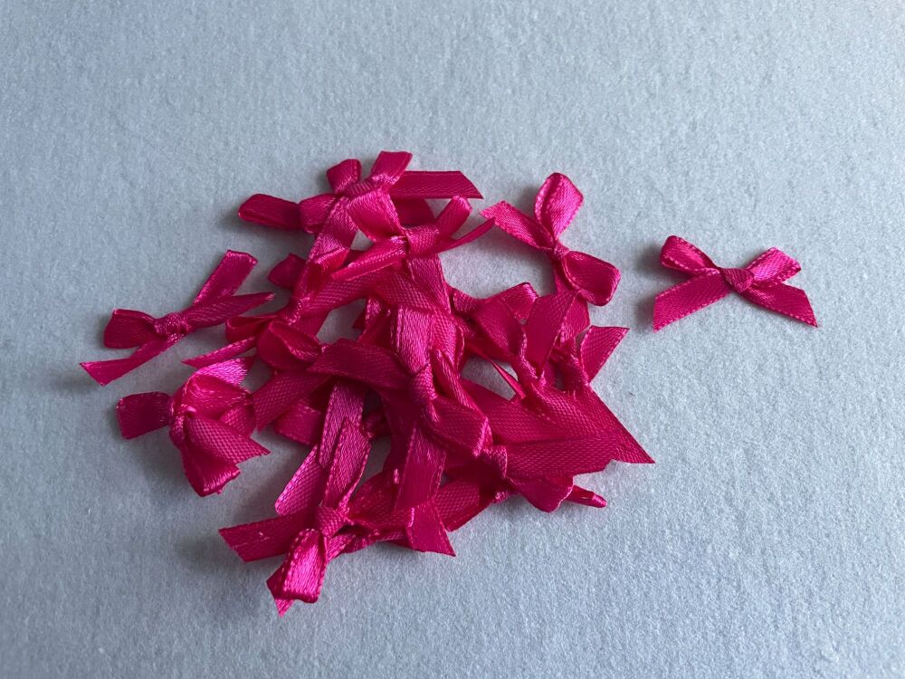 SATIN BOWS- 3CM- CERISE