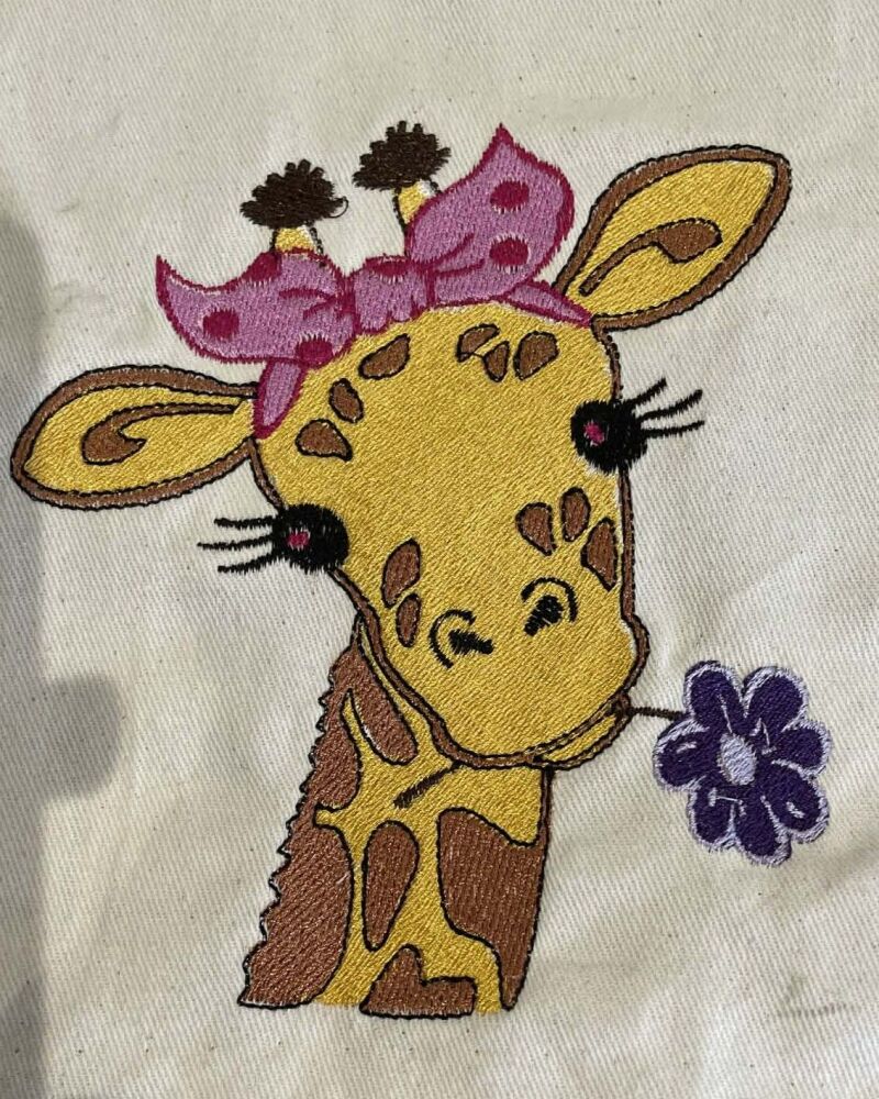 In The Hoop Cute Giraffe Digital Download Machine Embroidery Design File 6&times;10 Hoop