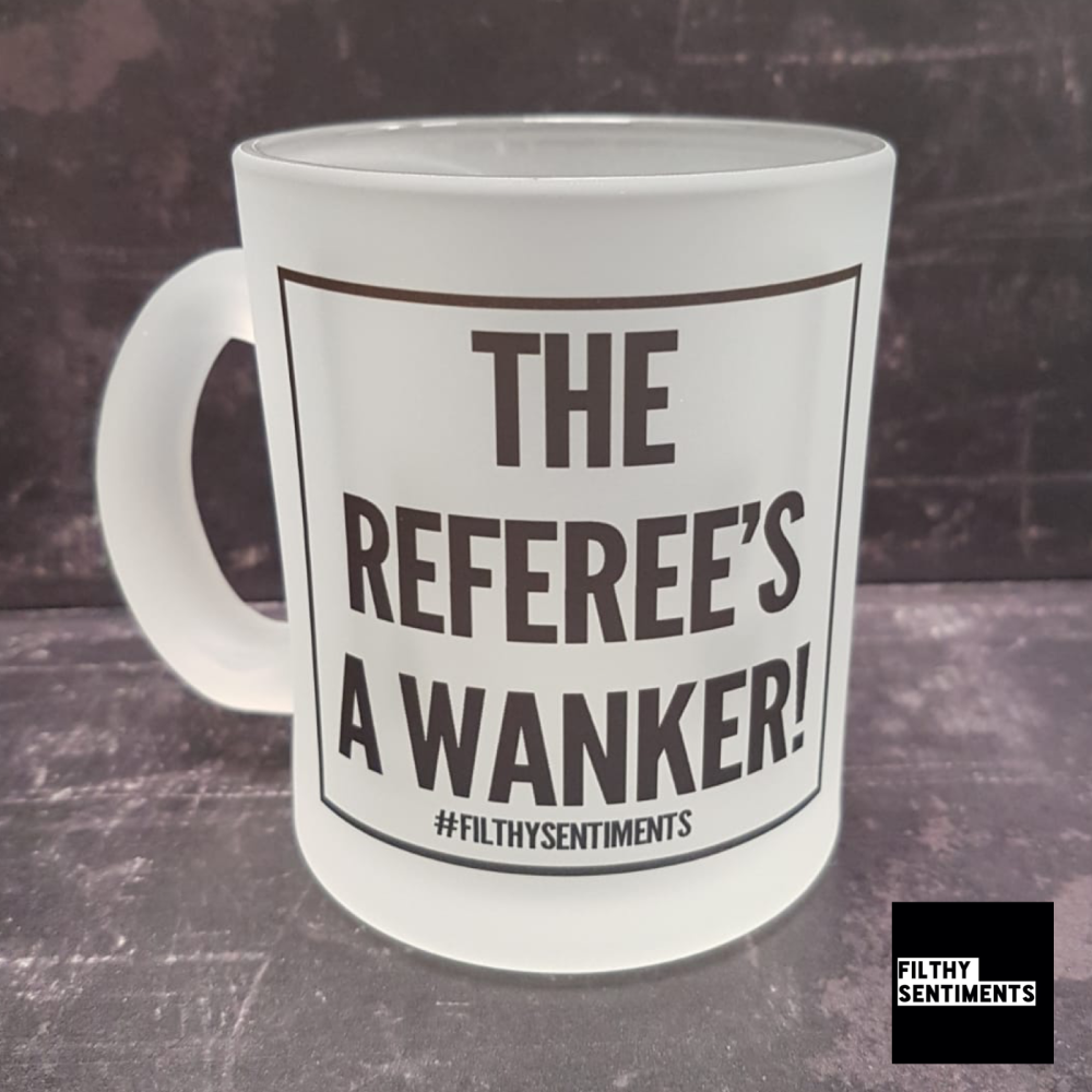 *AMAZING ENGLAND REFEREE FOOTIE BEER GLASS*