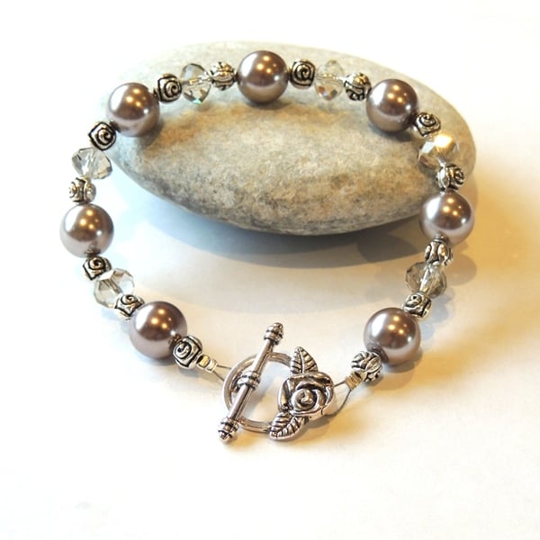 Brown Gl Pearl Rose Beaded Bracelet Brown Gl Pearl Rose Beaded Bracelet
