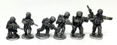 SF25: SF Assaulters in Helmets with M4's