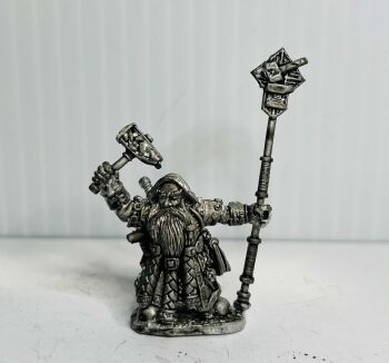 DW4: 28mm Dwarf Rune Priest